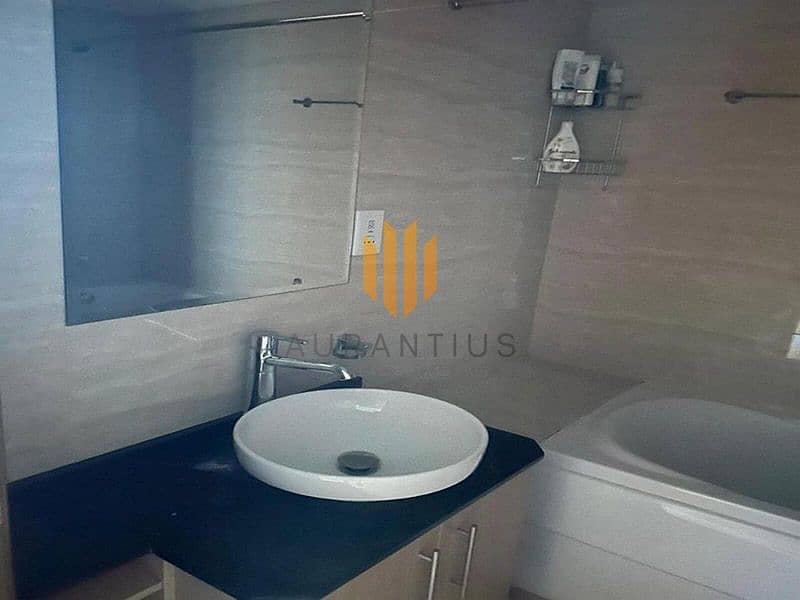 3 BR Furnished | High Floor | Sea view - Image 12