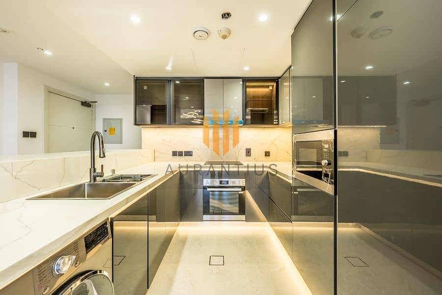 Luxury Renovated |1-BR + Guest Bath |Marina Tower