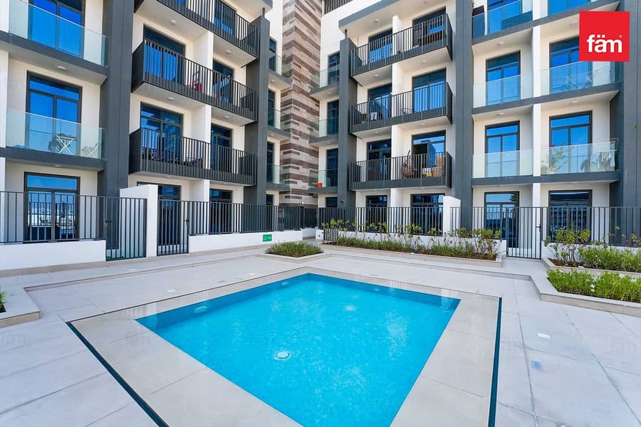 Spacious | Duplex | Vacant | Negotiable - Image 16