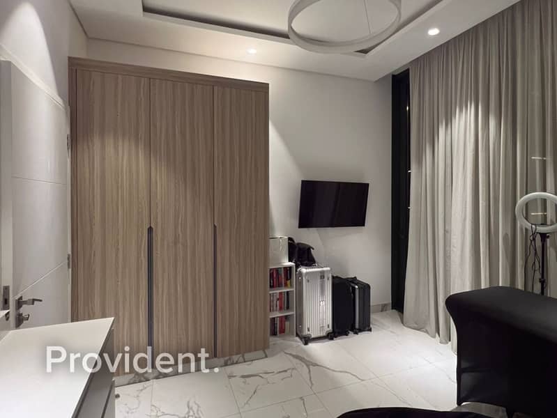 Vacant From April | Pool View | Fully Furnished - Image 7