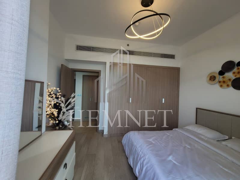 Furnished Luxury | High Floor | Vacant - Image 10