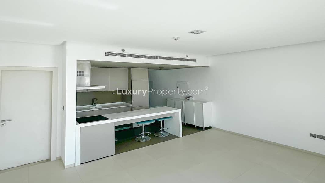 Prime Location | Close To Mall | Near Metro