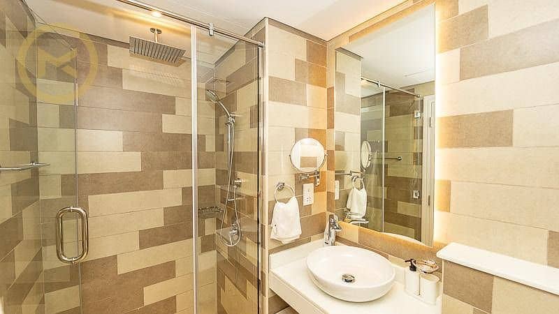 1 BEDROOM| SEA VIEW| Spacious Unit