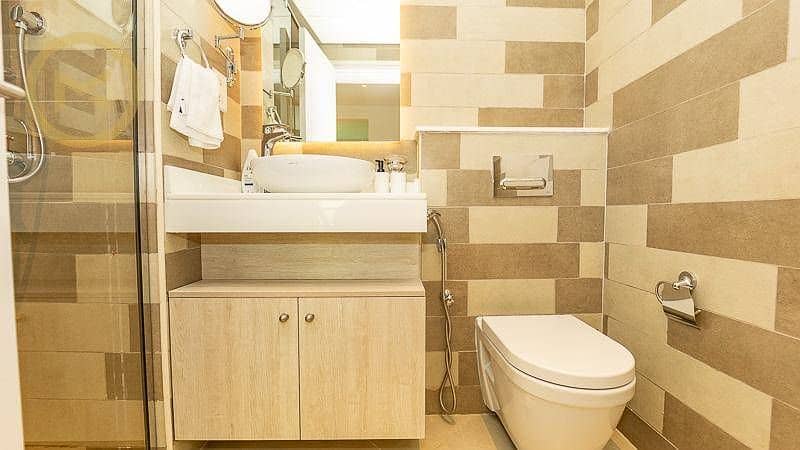 1 BEDROOM| SEA VIEW| Spacious Unit - Image 11