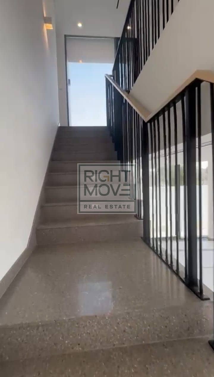 4-BEDROOM VILLA FOR RENT | SINGLE ROW |SIDE GARDEN