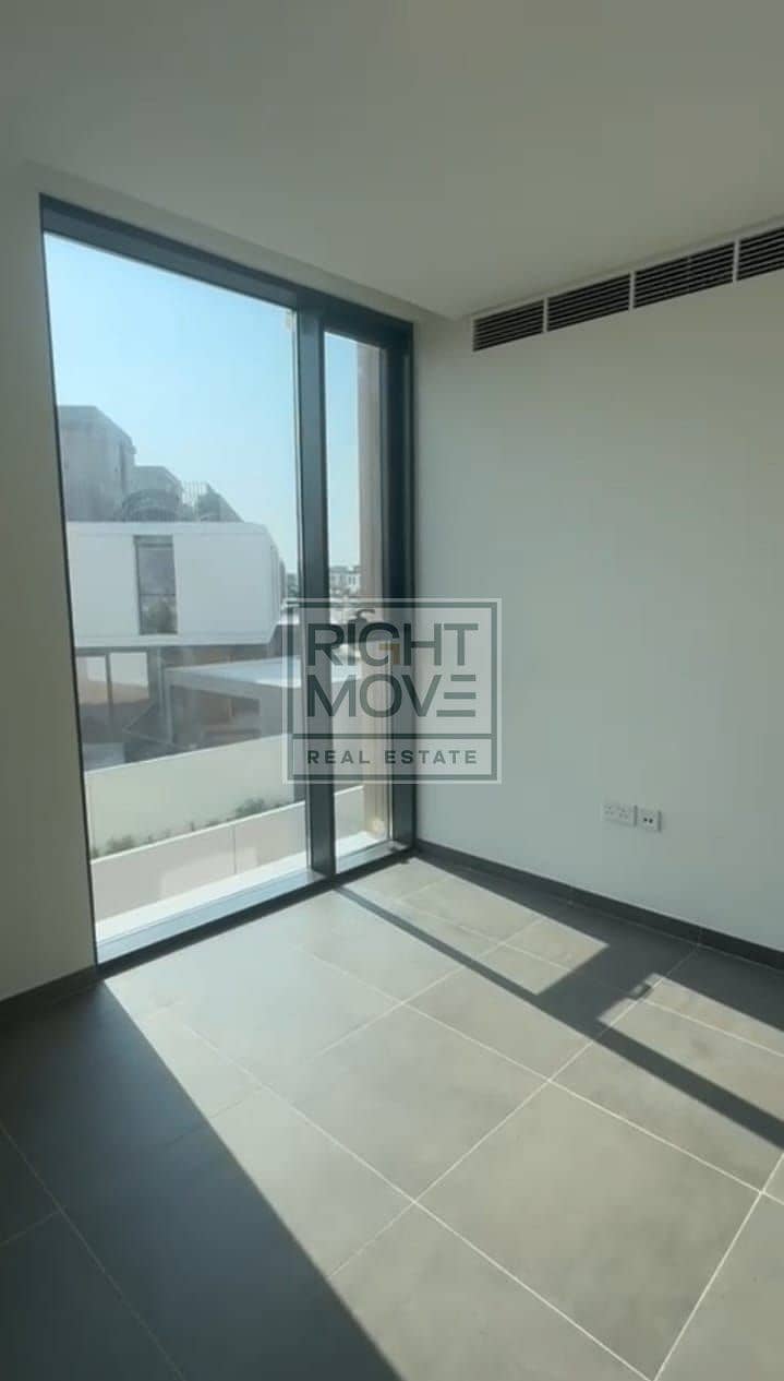 4-BEDROOM VILLA FOR RENT | SINGLE ROW |SIDE GARDEN