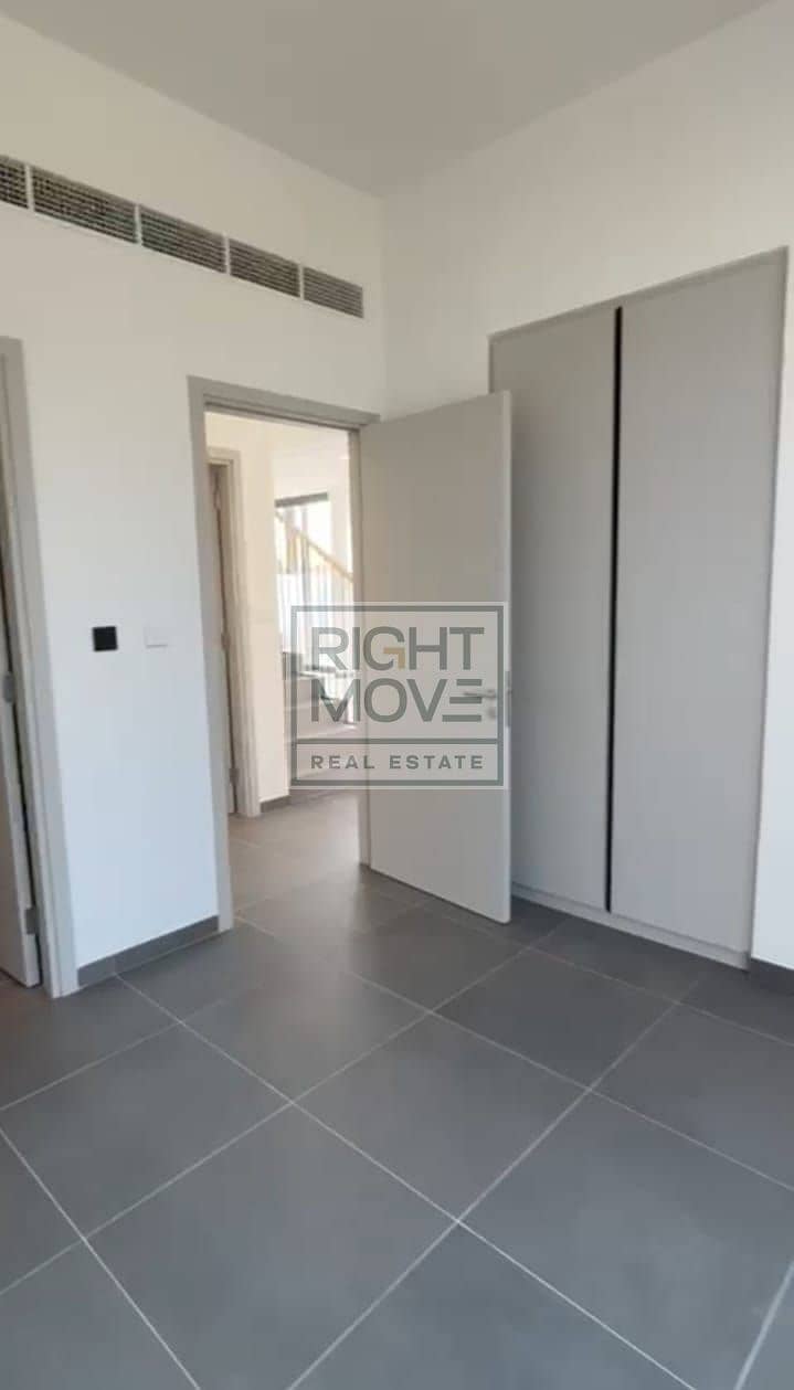 4-BEDROOM VILLA FOR RENT | SINGLE ROW |SIDE GARDEN - Image 22