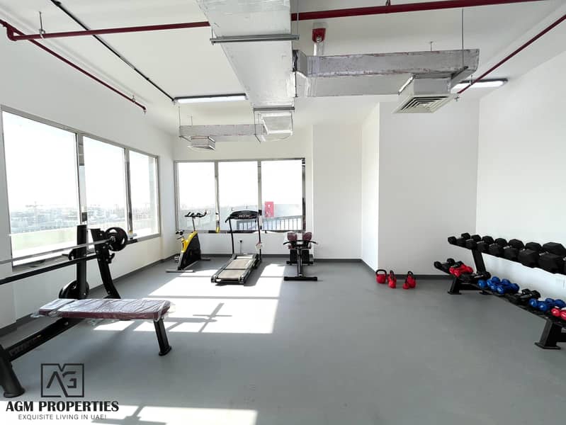 Brand New luxury 1BHK in family Building - Image 16