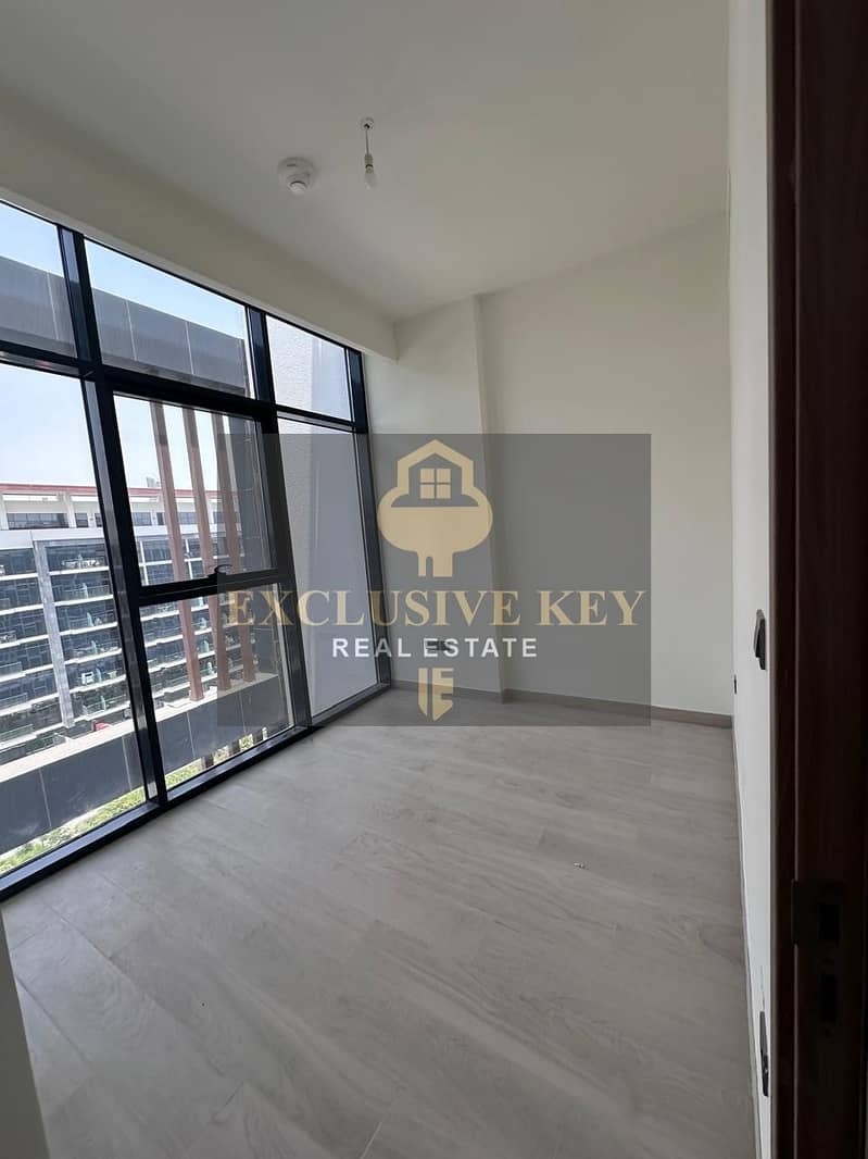 Perfect Home in Azizi Riviera | 1BR Boulevard View - Image 10