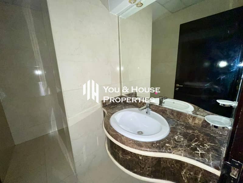 Modern 3-Bedroom Villa | With Fitted Kitchen I Stylish Finishes - Prime Location - Image 7