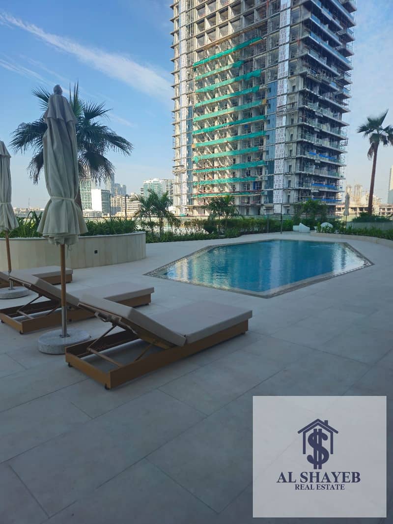 spacious 1-bedroom - Image 6