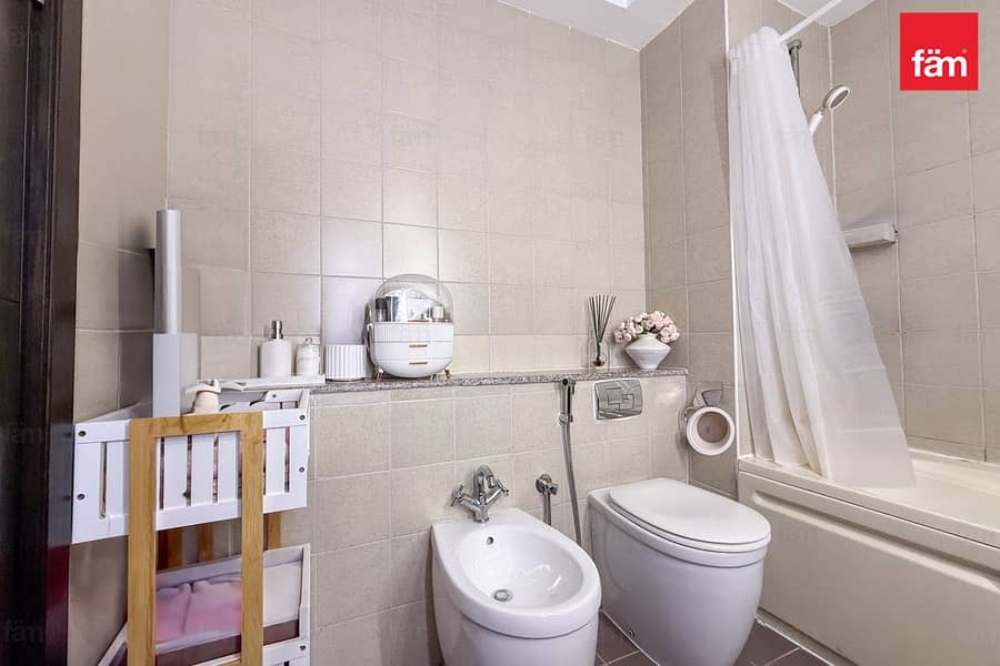 High Floor | Palm Views | Best Priced On Market - Image 14