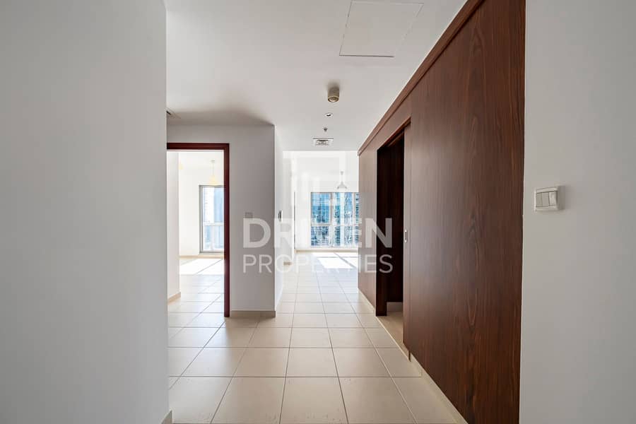Stunning High Floor Unit | Ready to Move In - Image 9