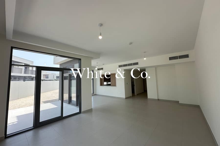 Semi-detached Villa | Rooftop | Large Plot