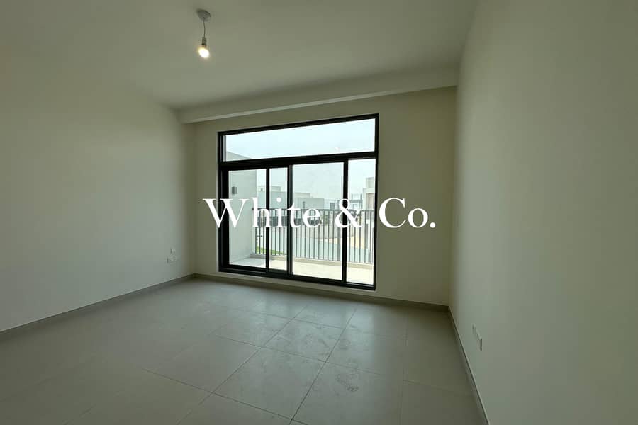 Semi-detached Villa | Rooftop | Large Plot - Image 17