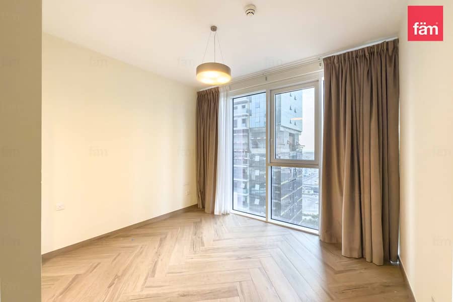 Vacant I Presitine Condition I Beautiful Views