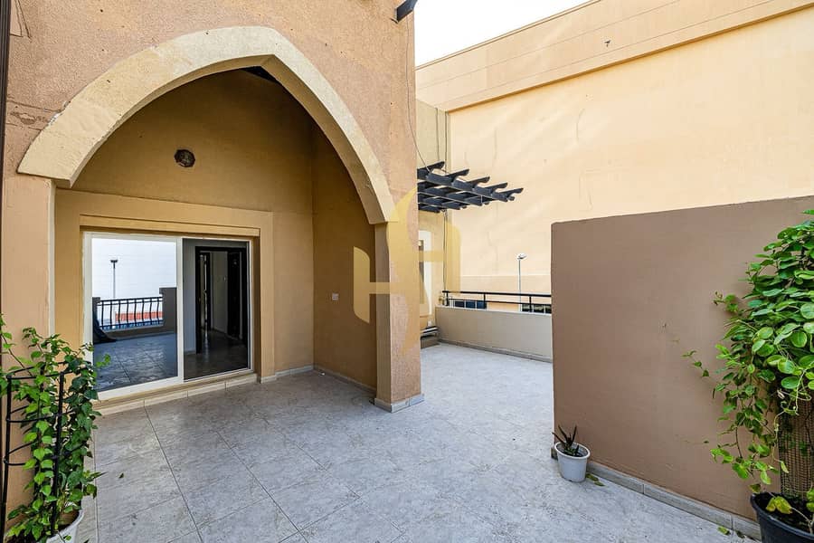 MASSIVE GRAND VILLA // LIVE LARGE : LIVE LUXUROUSLY - Image 10