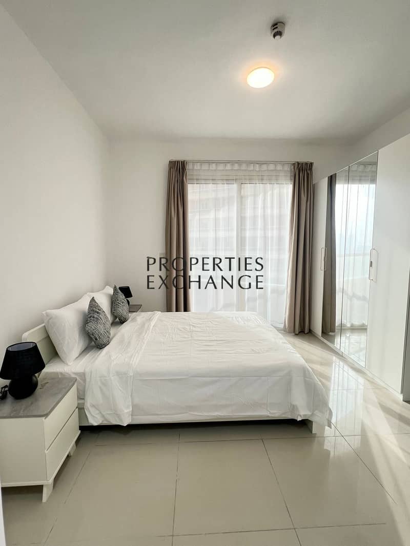 Fully Furnished / Open view / Ready to move