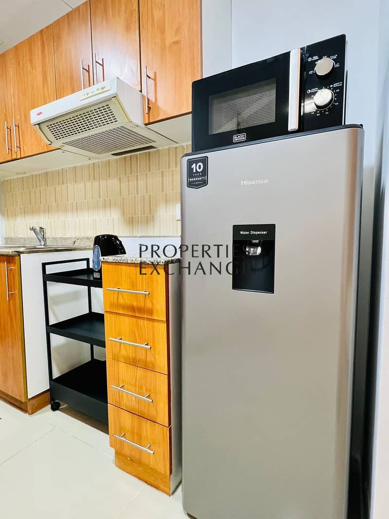 Fully Furnished / Open view / Ready to move - Image 9