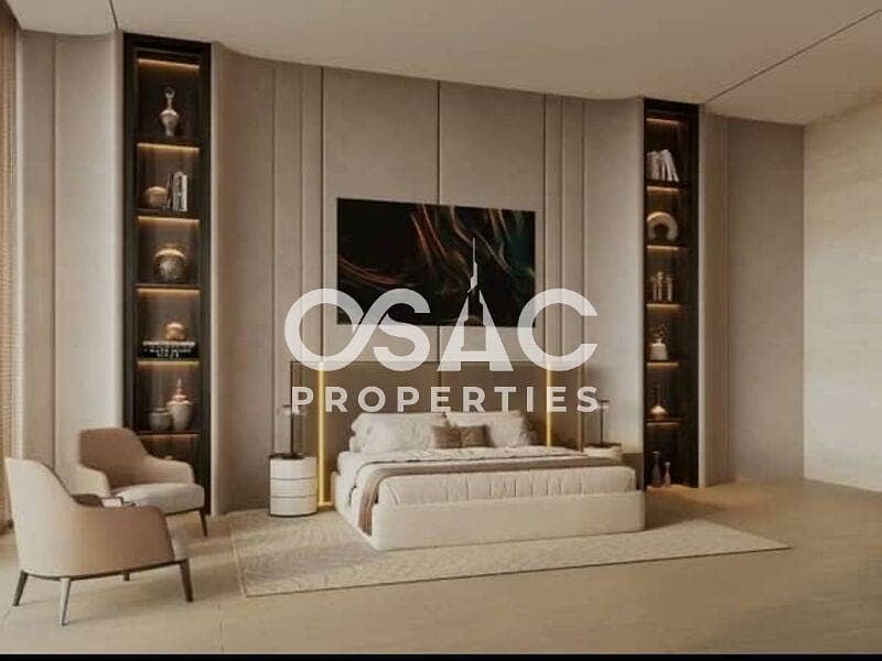 Waterfront 2-Bedroom Apartment | Full Canal View - Image 12