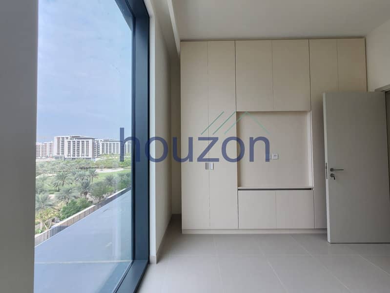 Spacious 3BR | Park View | Vacant | Chiller Free - Image 8