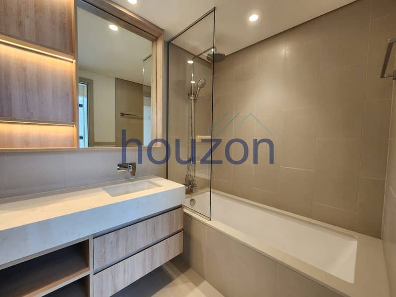 Spacious 3BR | Park View | Vacant | Chiller Free - Image 11