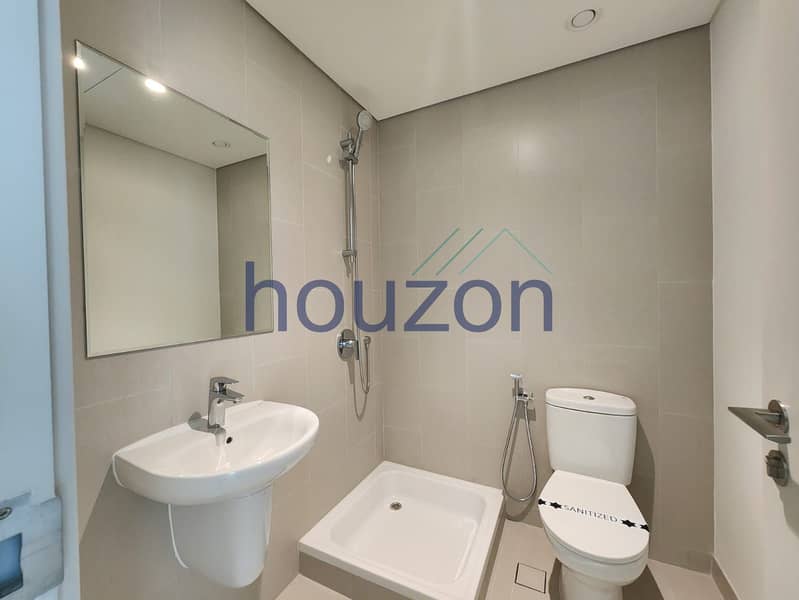 Spacious 3BR | Park View | Vacant | Chiller Free - Image 18