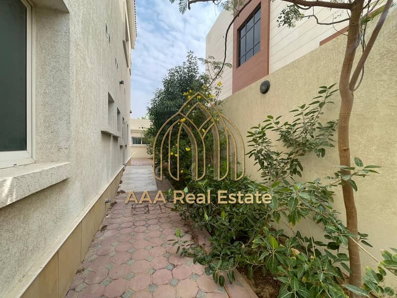 SWIMMING POOL | LUXURY VILLA |HIGH-QUALITY FINISHING - Image 34