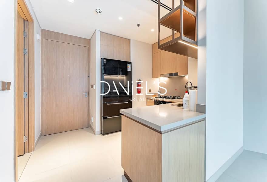 Direct Mall Access | City View | Best Priced Vida