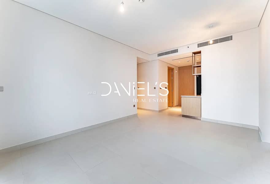 Direct Mall Access | City View | Best Priced Vida