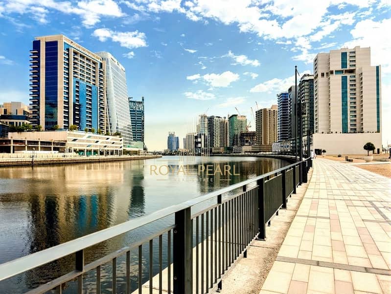 Stunning Burj Khalifa View | Fully Furnished | High Floor - Image 12