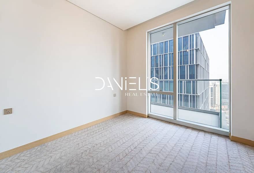 Direct Mall Access | City View | Best Priced Vida - Image 8