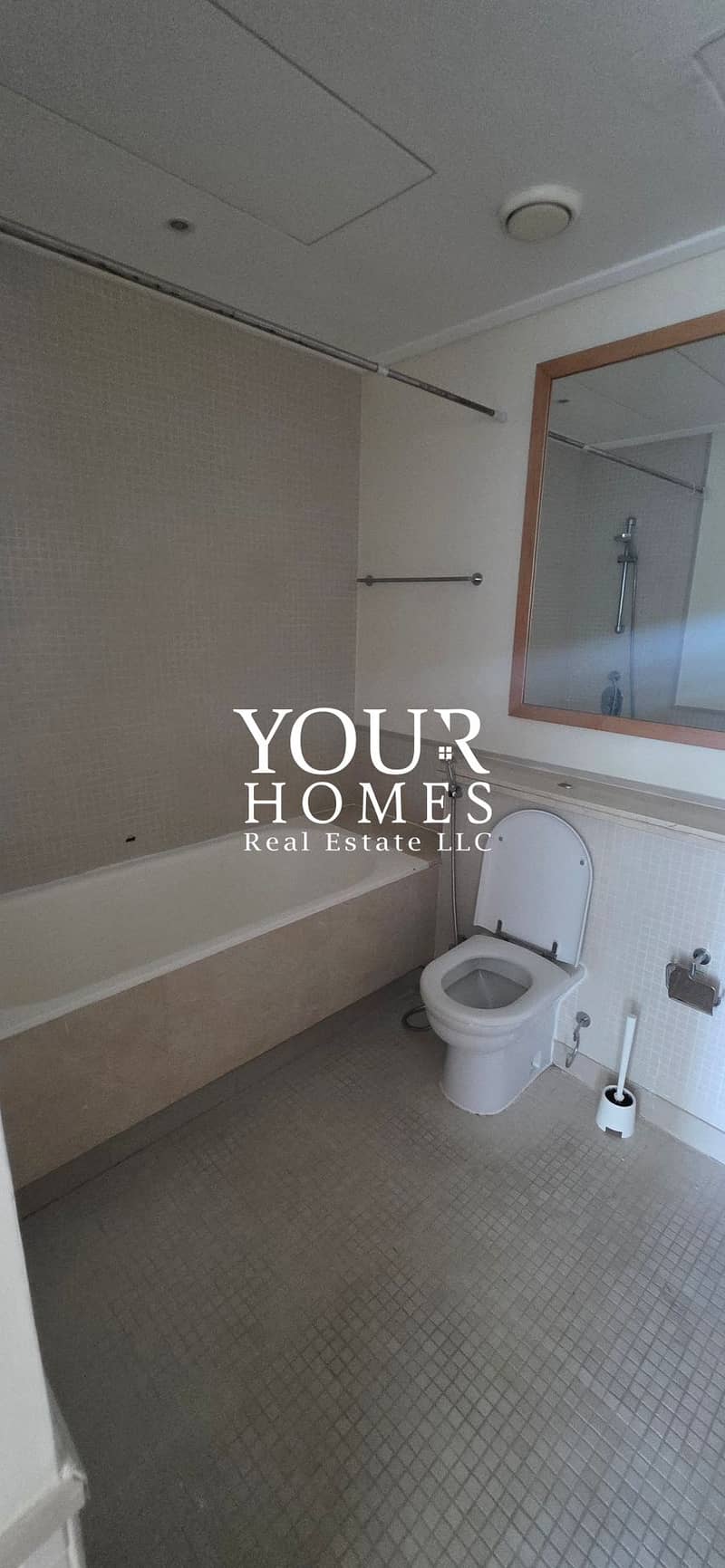 Spacious 1 br, luxury location, vacant - Image 14