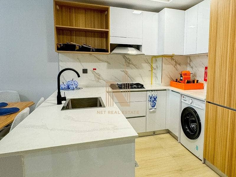 Fully Furnished | Spacious | Pool View - Image 7