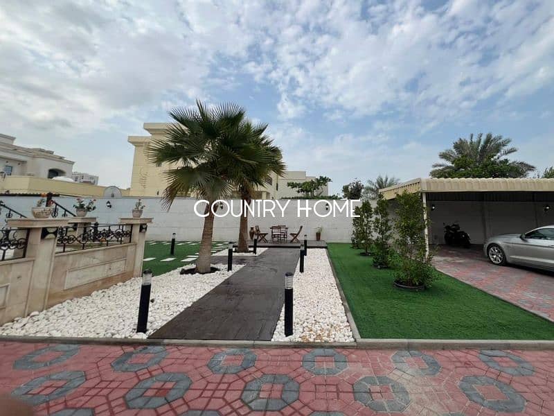 Grand 5BR Mansion Villa with Private Pool