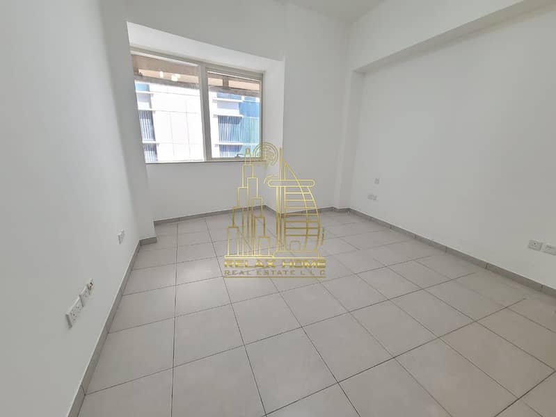 Spacious 2BHK | Chiller Free | Book Now | Close to Metro