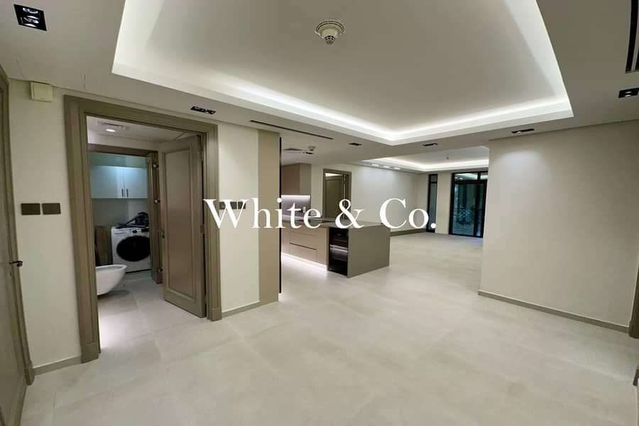 Fully Upgraded | Large Terrace | Must See | VOT