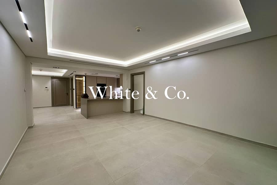 Fully Upgraded | Large Terrace | Must See | VOT