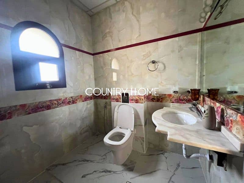 Grand 5BR Mansion Villa with Private Pool - Image 11