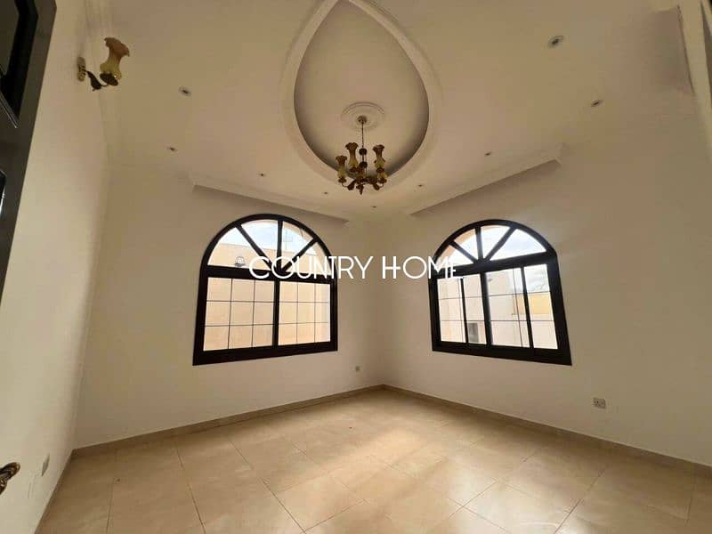 Grand 5BR Mansion Villa with Private Pool - Image 19