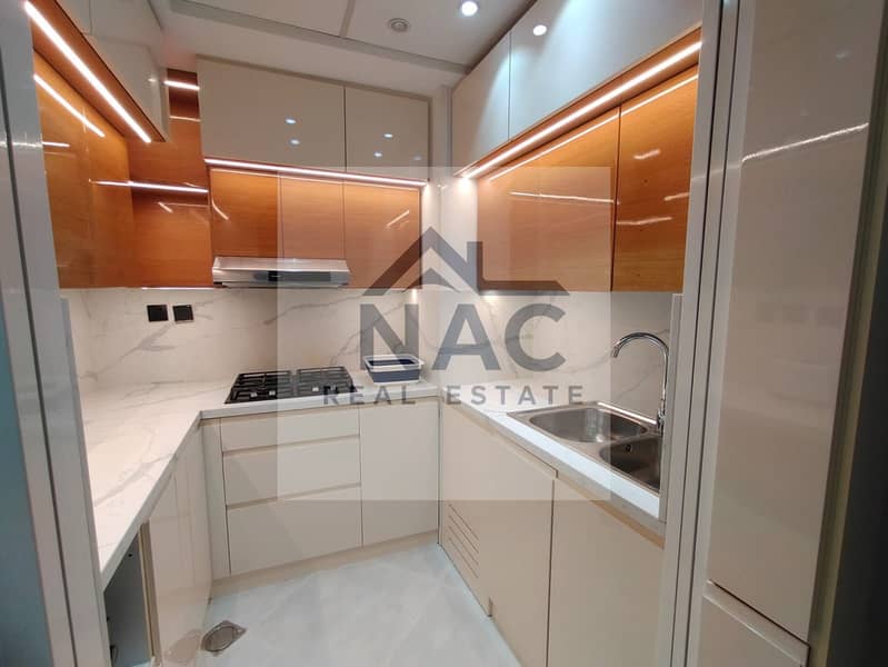 Ready To move In || Burjkhalifa view high floor || 3bed Room Appartment || Fully furnished - Image 8