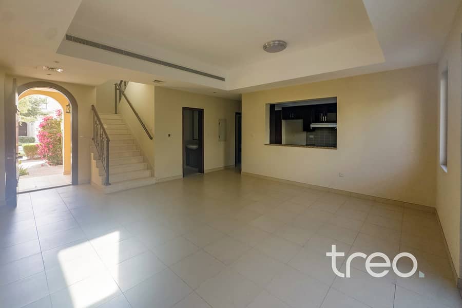 3BR | Vacant | Close to Entrance