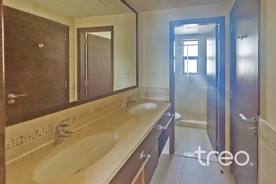 3BR | Vacant | Close to Entrance - Image 8