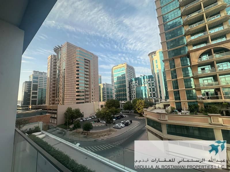 Luxurious 2 Bedroom Apartment - Image 7