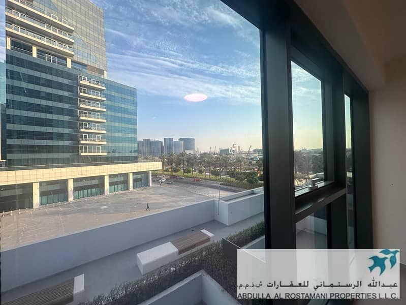 Luxurious 2 Bedroom Apartment - Image 11