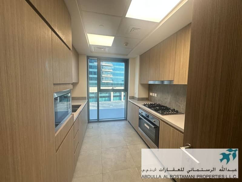 Luxurious 2 Bedroom Apartment - Image 12