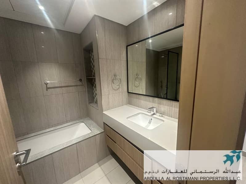 Luxurious 2 Bedroom Apartment - Image 13