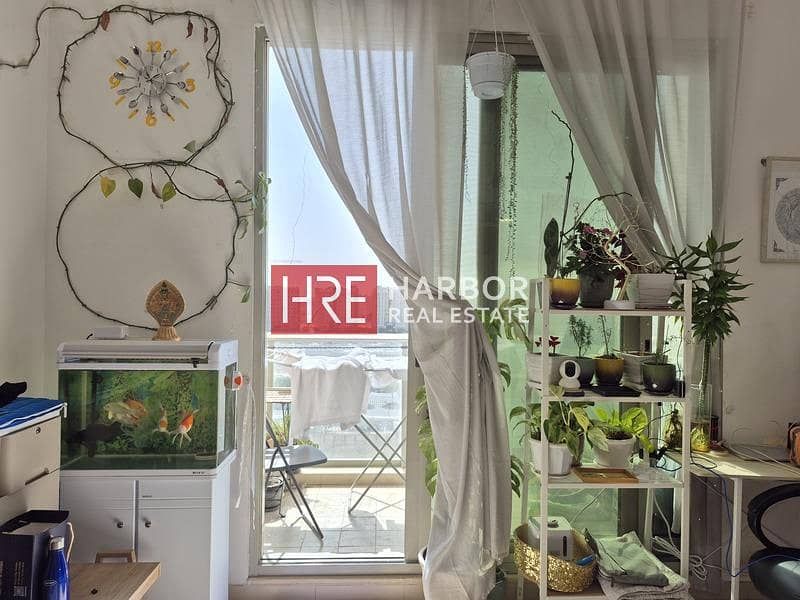 Bright and Spacious | Prime Location | High ROI - Image 8