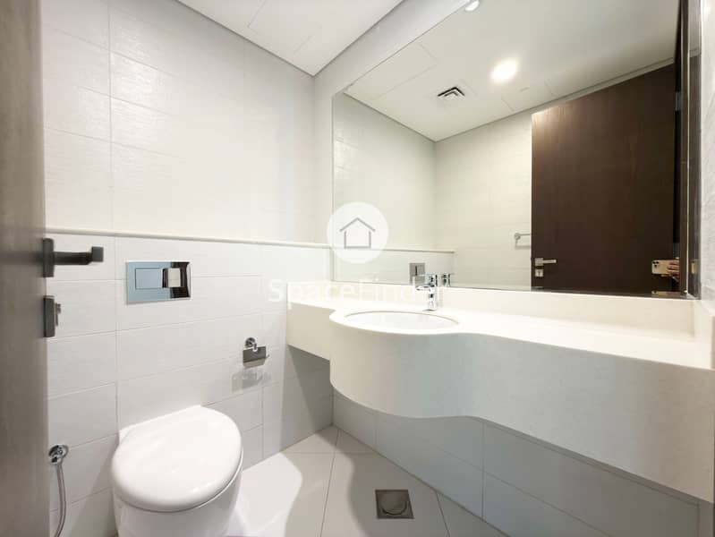 Bright 1Beb Apartment | Rabdan Building | Prime Location - Image 20