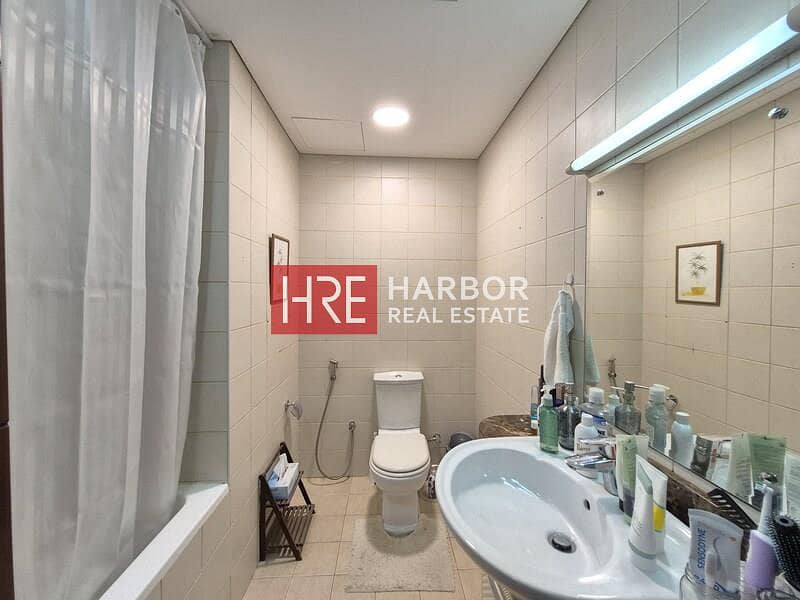 Bright and Spacious | Prime Location | High ROI - Image 12